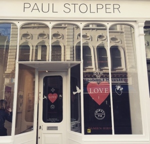 Exterior Paul Stolper Gallery for Damien Hirst's 'LOVE' (Photo Credit: Paul Stolper Gallery)